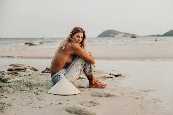 Guide ultime des campings naturistes en France